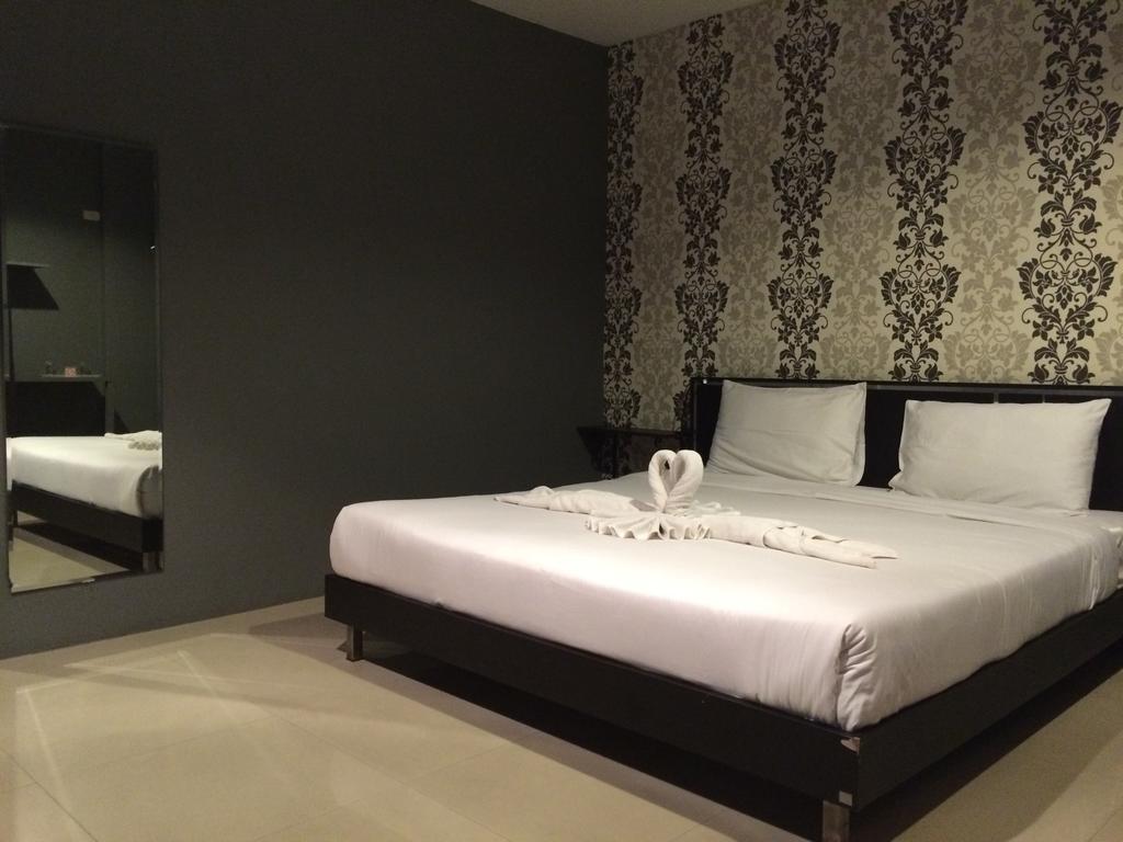 Sweet Hotel Patong Phòng bức ảnh