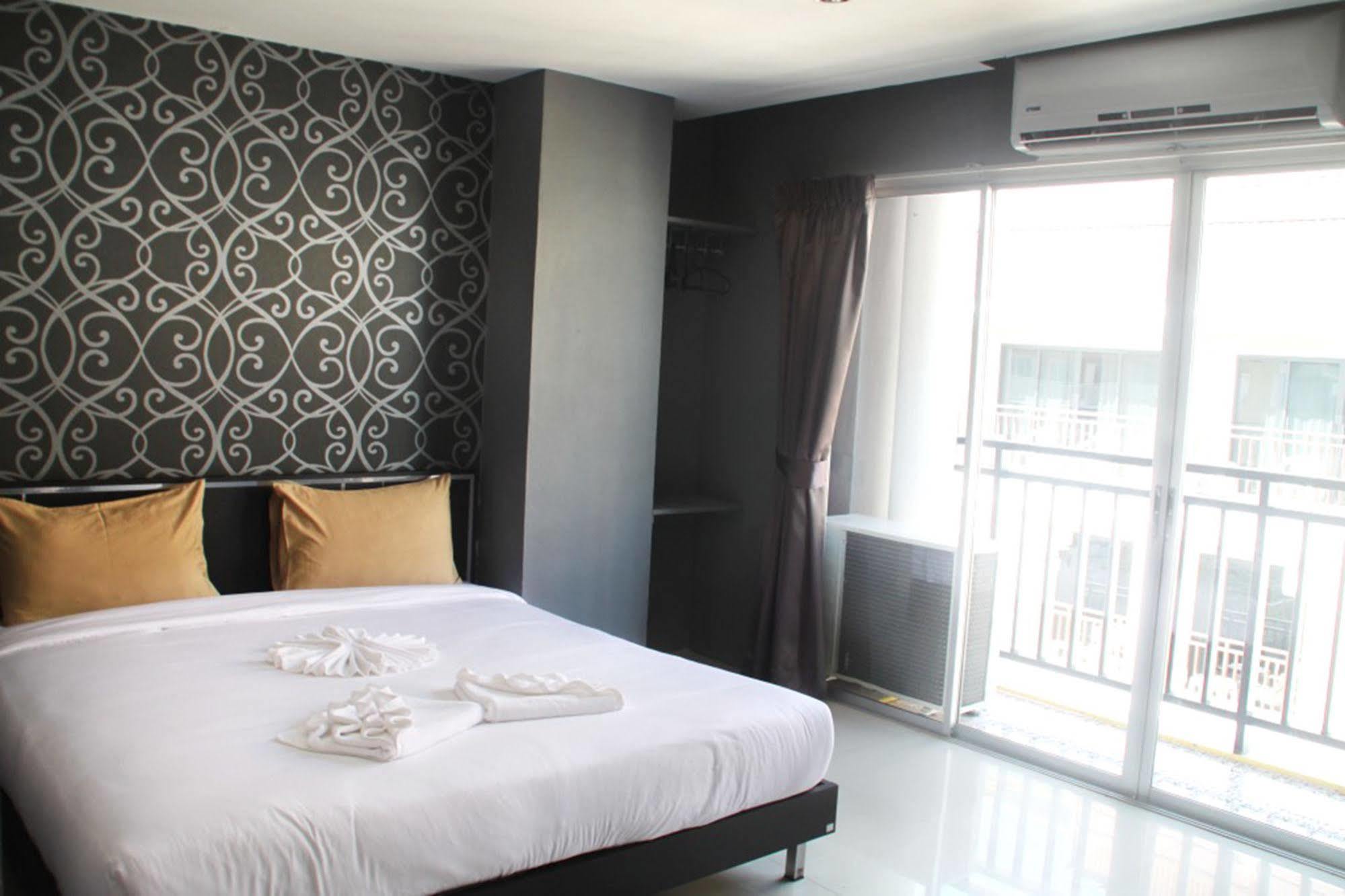 Sweet Hotel Patong Ngoại thất bức ảnh