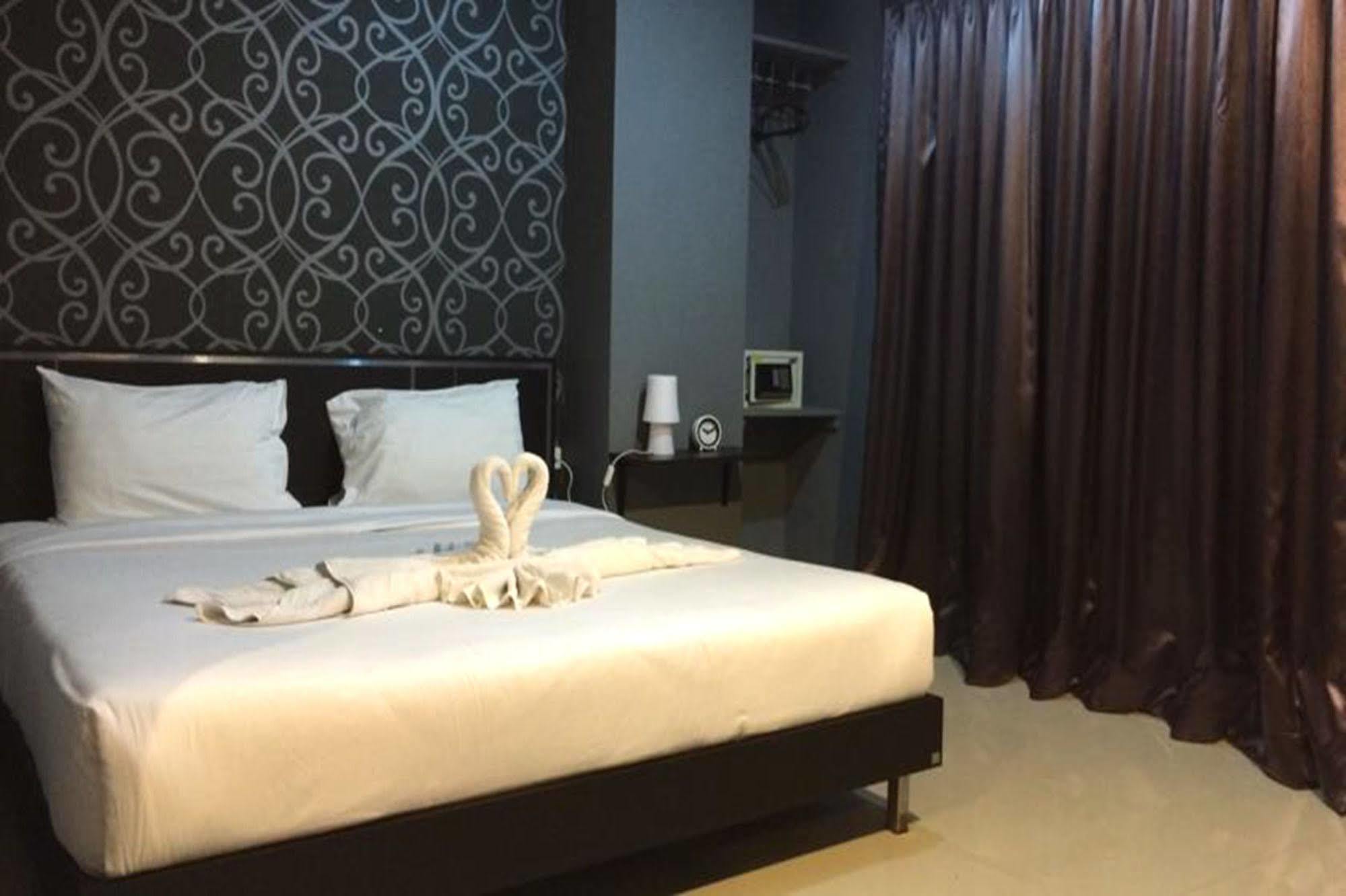 Sweet Hotel Patong Ngoại thất bức ảnh