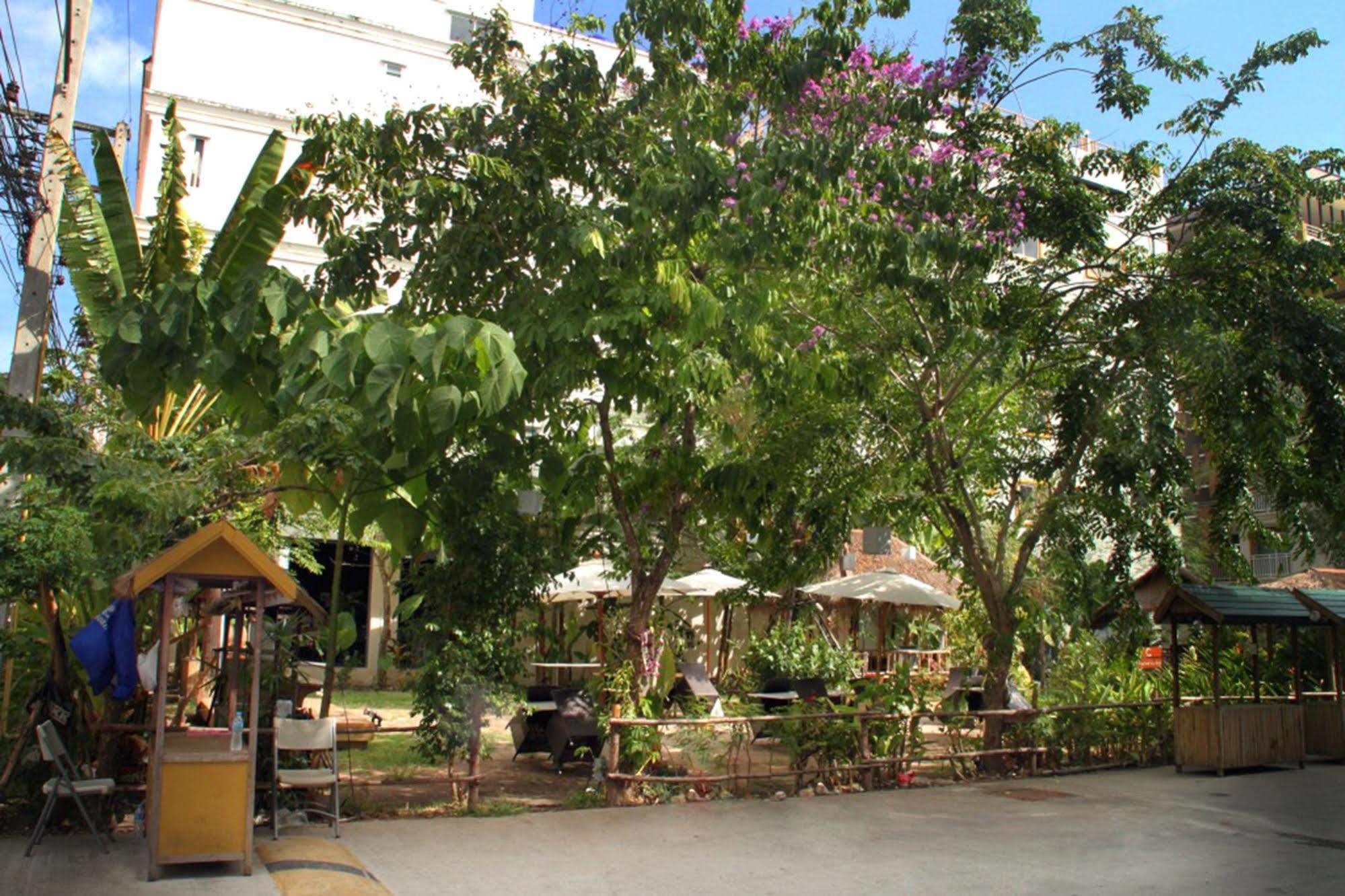 Sweet Hotel Patong Ngoại thất bức ảnh